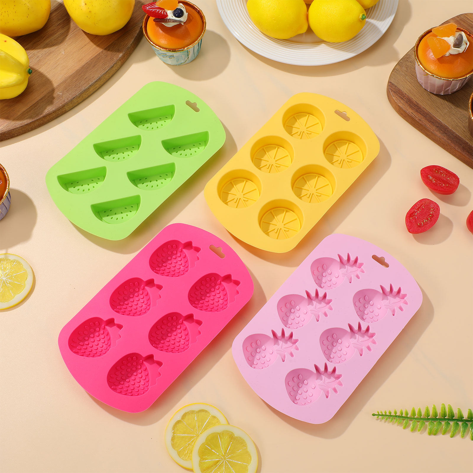 4個入り シリコン製 チョコレート型 フルーツ型（パイナップ - Silicone Mold Tray のレビューと価格