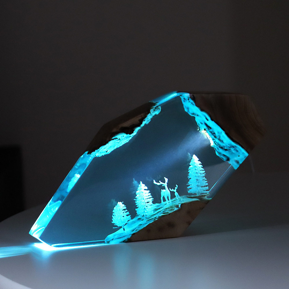 森の妖精鹿デスクトップアート、パーソナライズされた発光オーナ - Resin Crafts のレビューと価格
